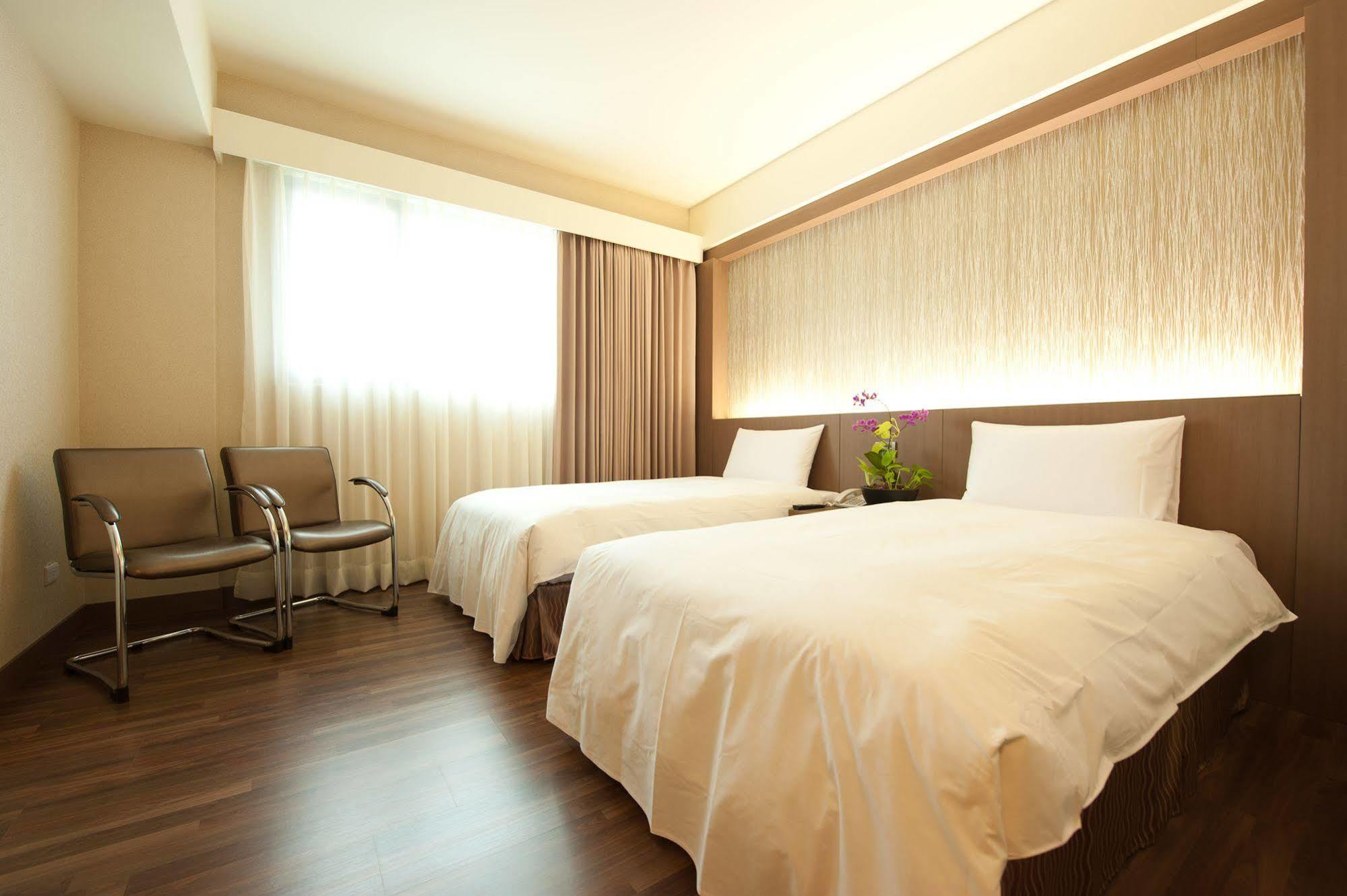 Lishiuan Hotel Hualien City Exterior foto